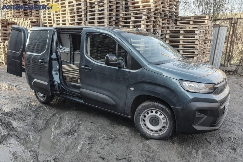 Ile pali bus na 100 km? Realne spalanie i sposoby na niższe koszty